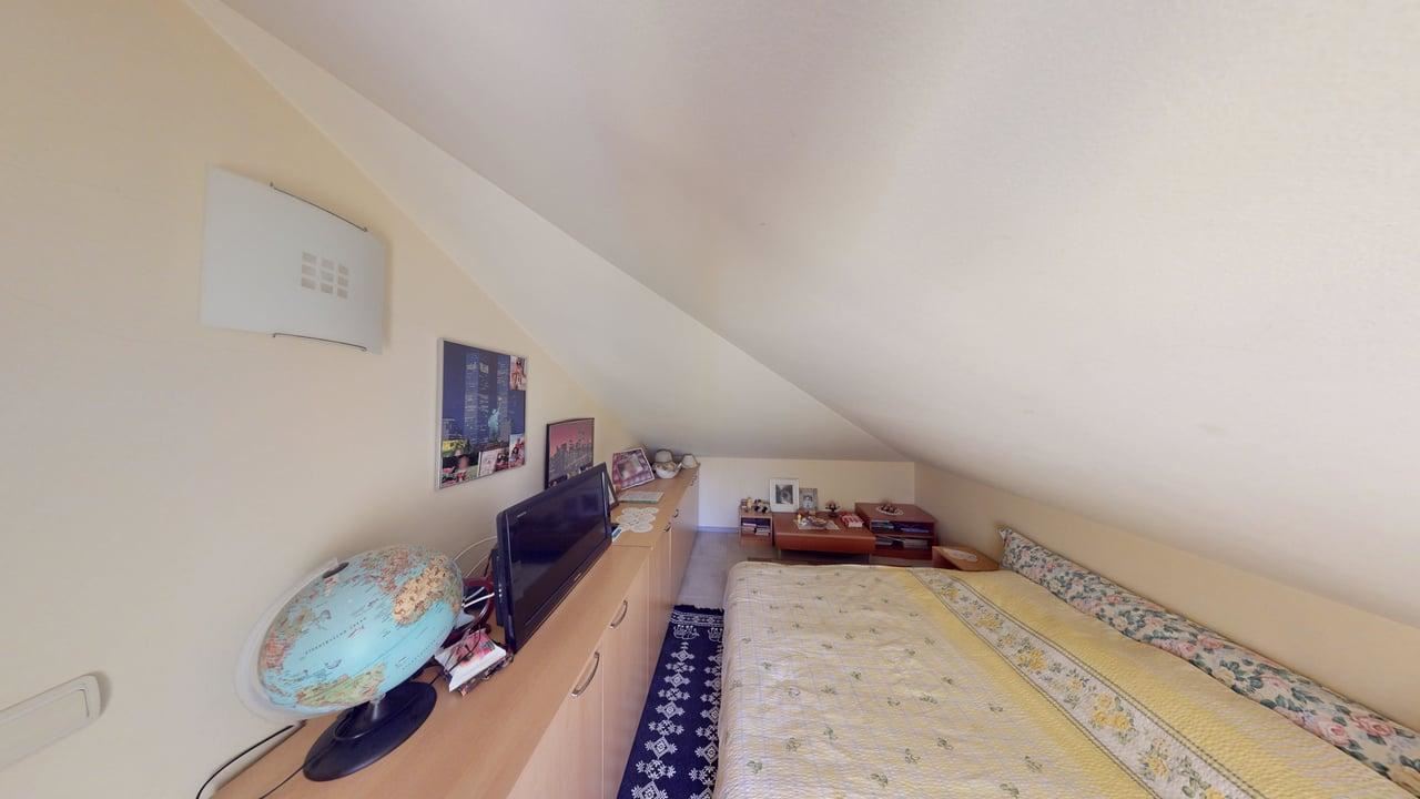 Панорамна четириетажна къща с 8 спални и морска гледка в к.к. Слънчев бряг – без такса поддръжка