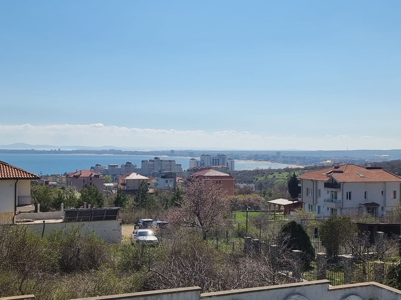 Луксозна къща с басейн и морска панорама в Свети Влас – само на 1 км от плажа