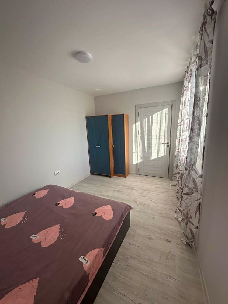 Нова едноетажна къща с двор в гр. Каблешково – без такса поддръжка