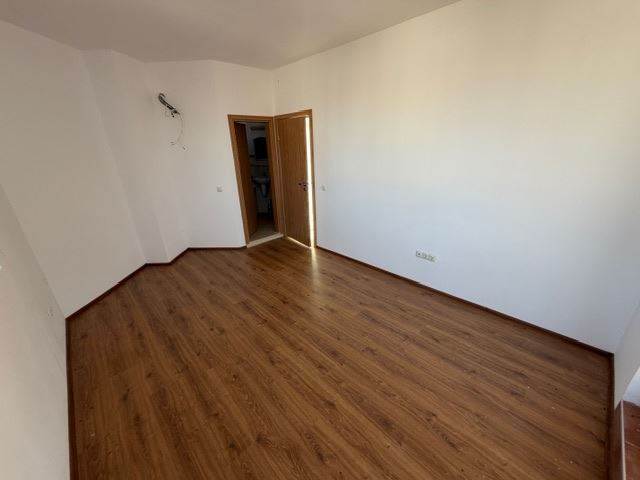 Луксозна двуетажна къща с гледка към морето в Ахелой