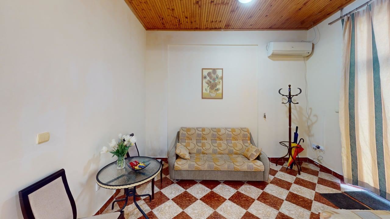 Двуетажна къща в село Порой - спокойствие, простор и уют близо до морето