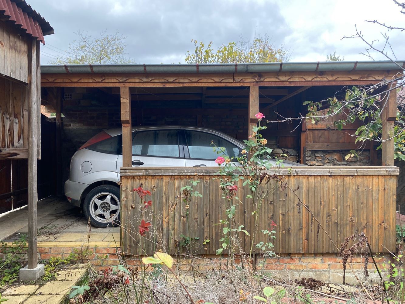 Двуетажна реновирана къща в град Малко Търново