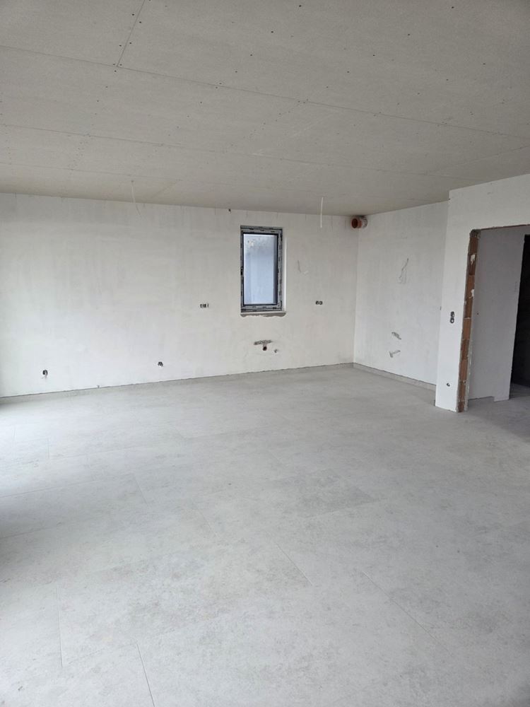 Поморие - модерна двуетажна къща с четири спални – сигурност, енергийна ефективност и комфорт без компромис