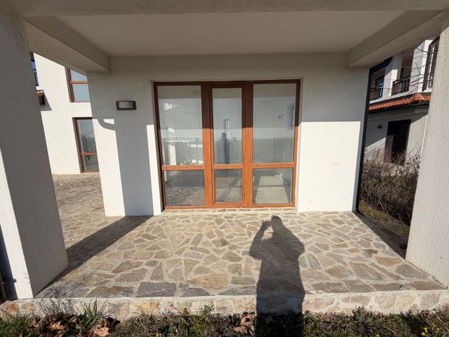 Луксозна двуетажна къща с гледка към морето в Ахелой