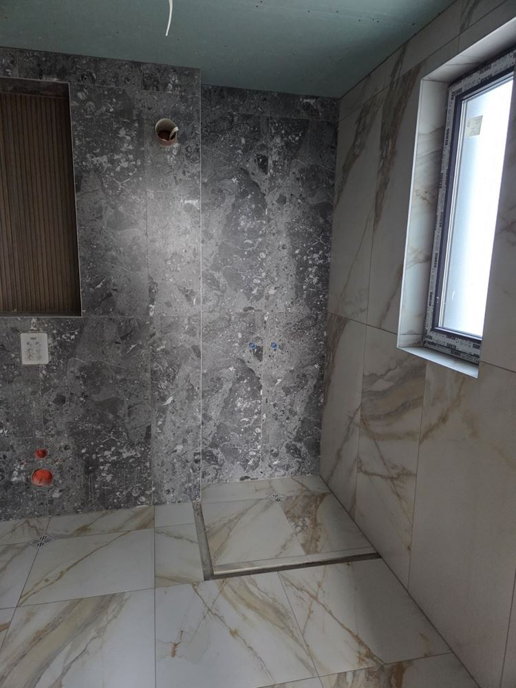 Поморие - модерна двуетажна къща с четири спални – сигурност, енергийна ефективност и комфорт без компромис