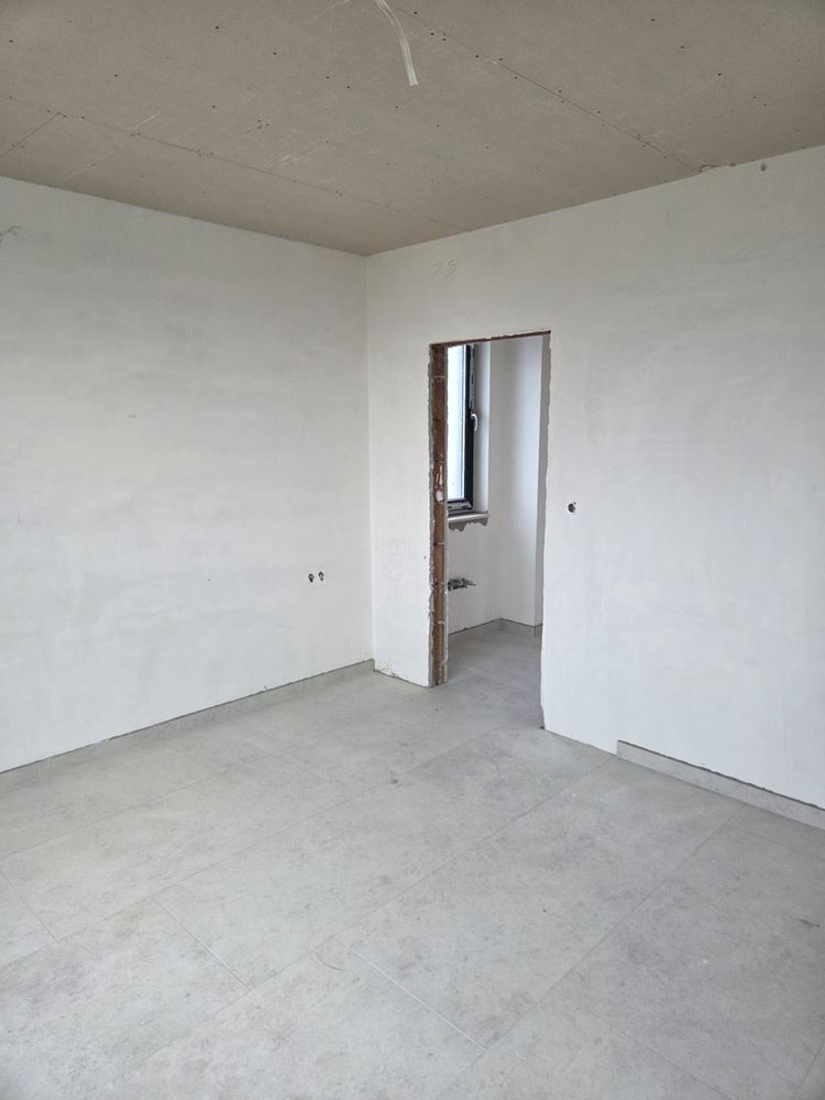 Поморие - модерна двуетажна къща с четири спални – сигурност, енергийна ефективност и комфорт без компромис