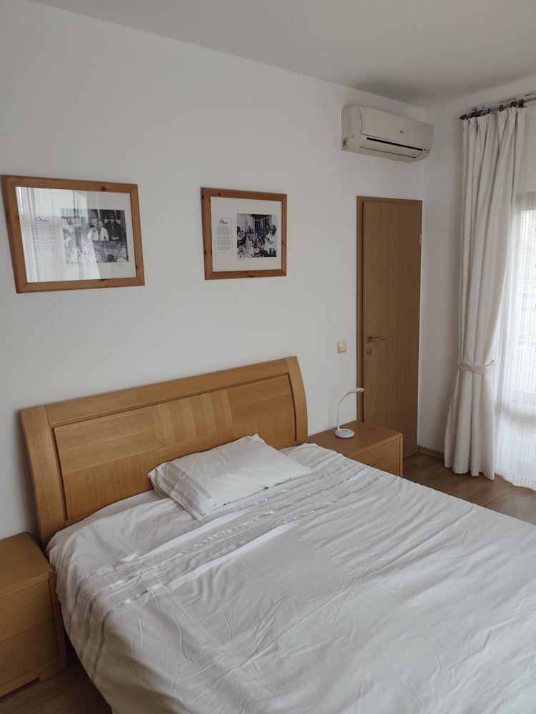 Луксозна двуетажна къща с басейн и красива панорама в престижен комплекс – Ахелой