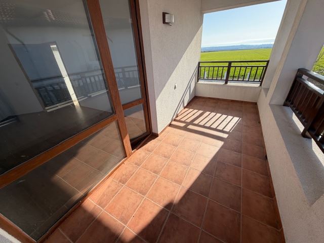 Луксозна двуетажна къща с гледка към морето в Ахелой