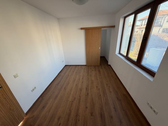 Луксозна двуетажна къща с гледка към морето в Ахелой