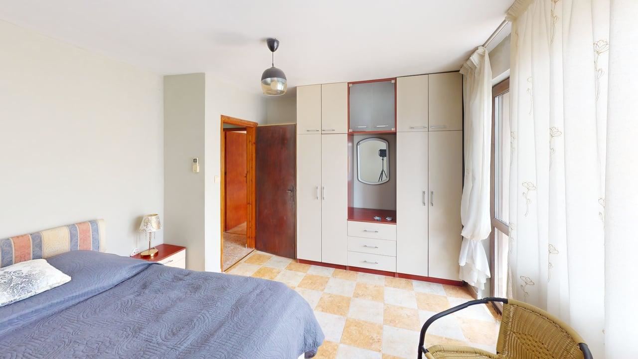 Двуетажна къща в село Порой - спокойствие, простор и уют близо до морето