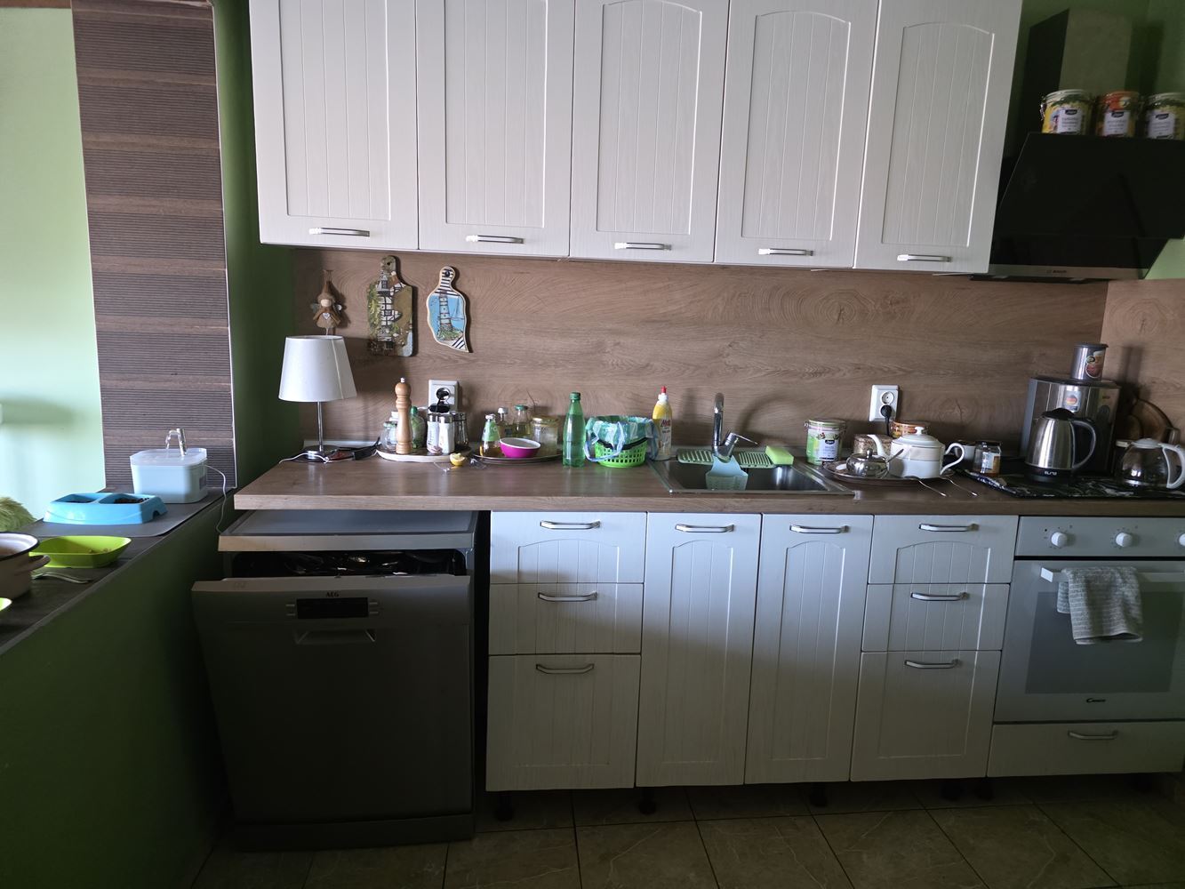 Прекрасна самостоятелна къща с двор в село Тънково – уют и спокойствие близо до Слънчев Бряг